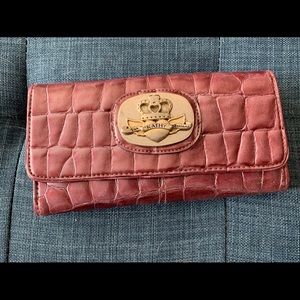 Kathy Van Zeeland wallet